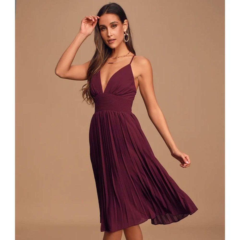 Love Me To The Moon Burgundy Pleated Midi Dress - NWT